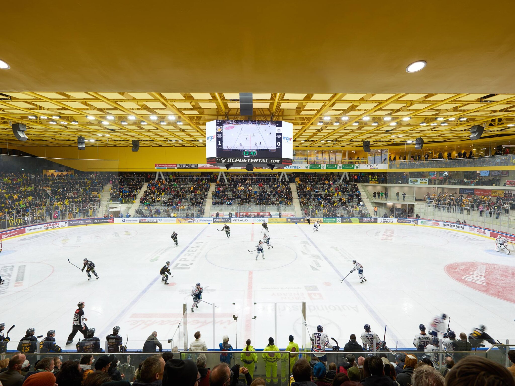 Intercable Arena Bruneck Unser Stadion Im Fokus Hc Pustertal